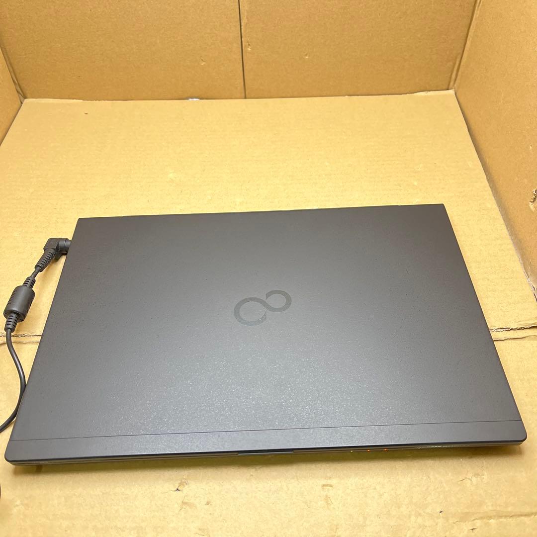 T*G様 富士通　極軽極薄FUJITSU LIFEBOOK U937 8GB/5