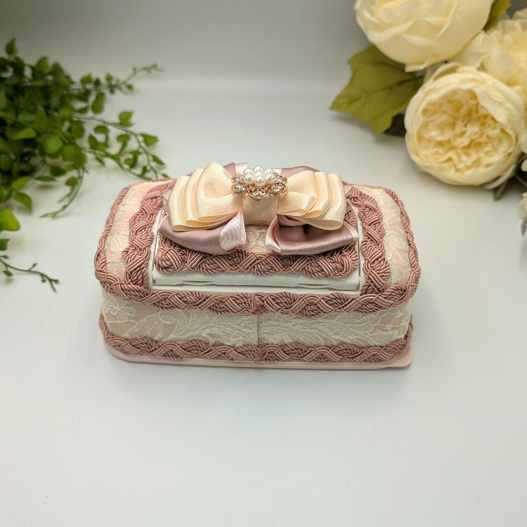ソフトパックティッシュケース、ウェットティッシュケース エンボス風薔薇柄ピンク