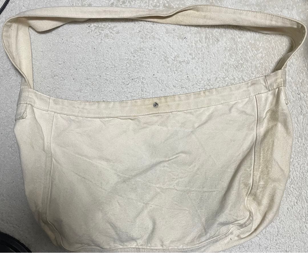 ヴィンテージ　ニュースペーパーバック