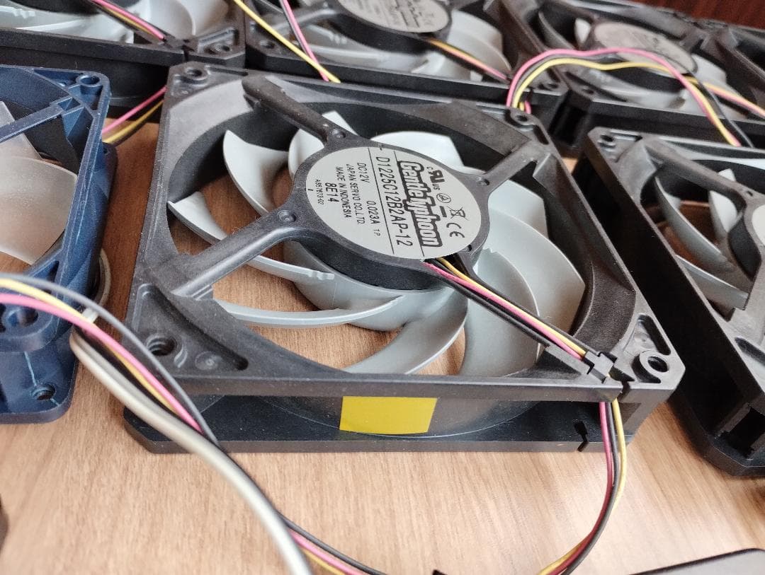 日本サーボ　JAPAN SERVO　Nidec Gentle Typhoon