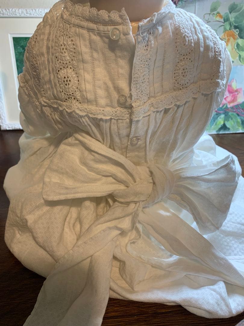 アンティークビスクドール可愛い大きなベビードレス⑦
