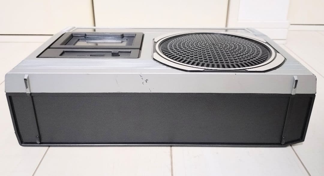 Victor カセットレコーダー付 ラジオ RC-242
