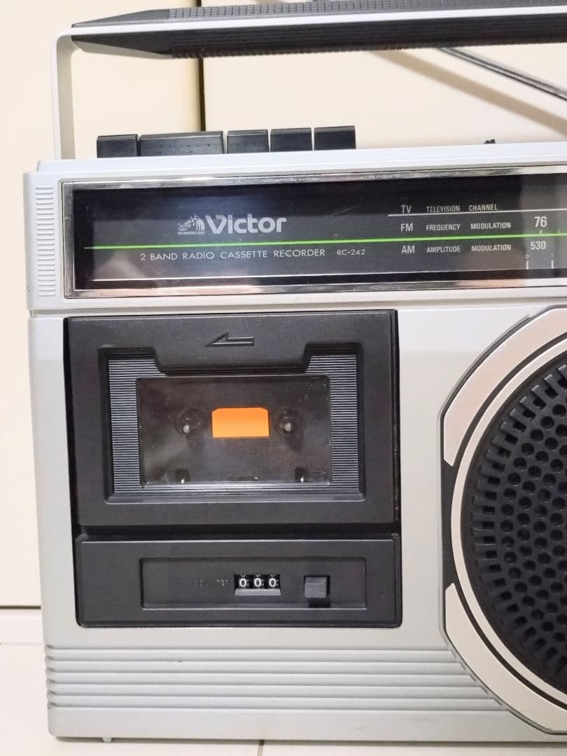 Victor カセットレコーダー付 ラジオ RC-242