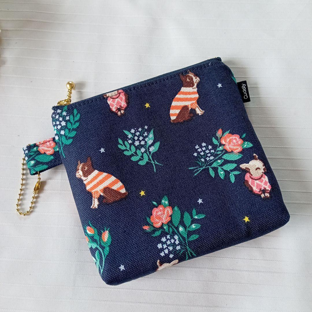 専用品　紙袋風トートバック•化粧ポーチ•ミニポーチ　ハンドメイド