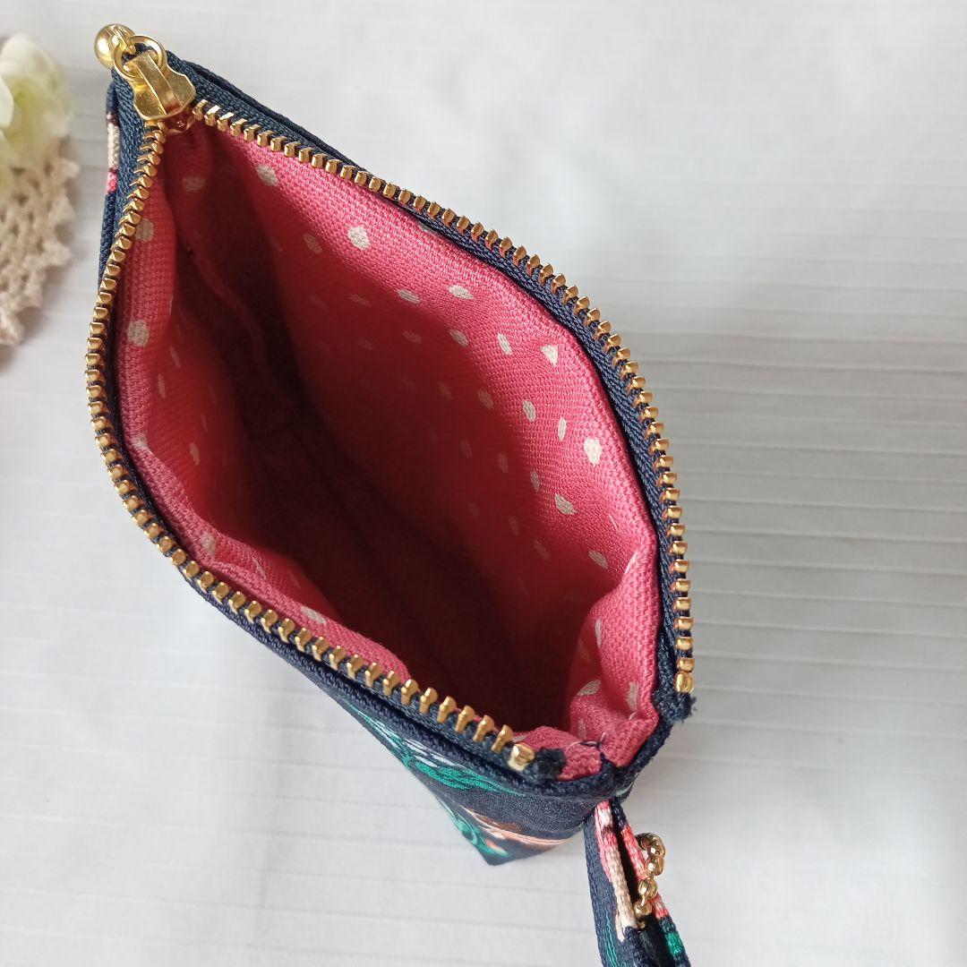 専用品　紙袋風トートバック•化粧ポーチ•ミニポーチ　ハンドメイド