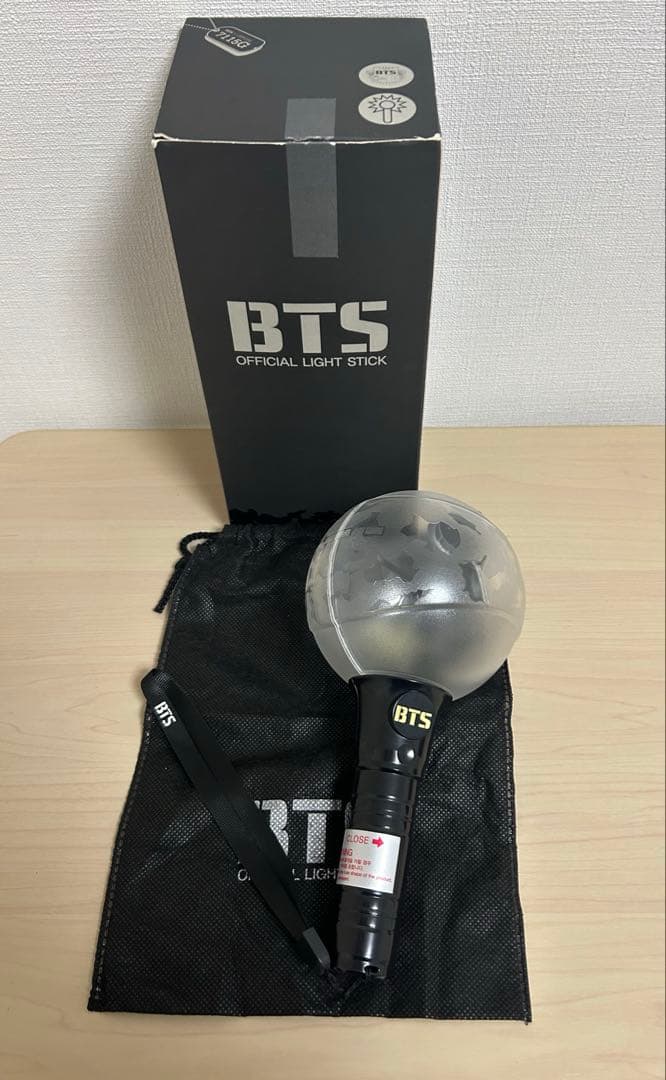 公式　BTS ペンライト　アミボム　初代　ver.1 ver.2 正規品　2点
