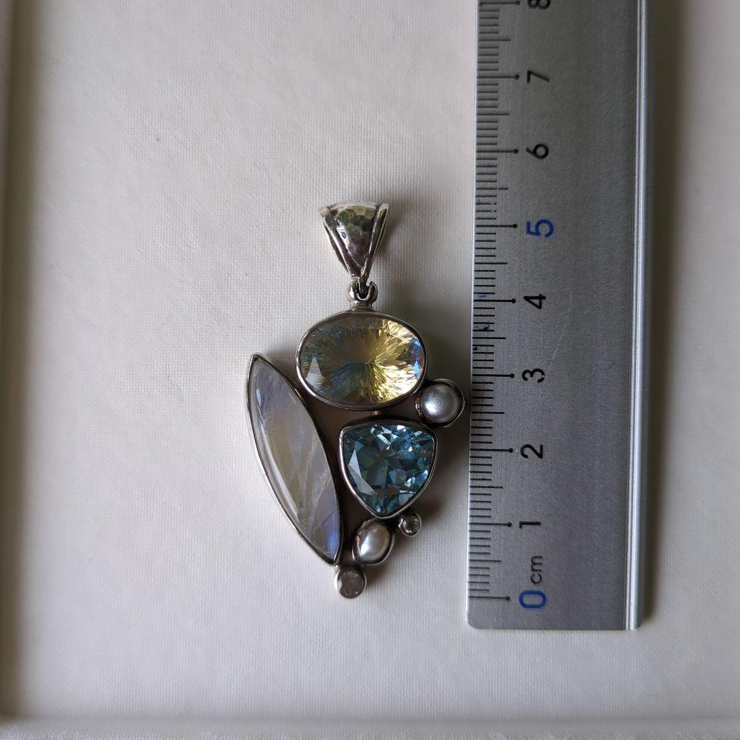 ホワイトラブラドライト　スターボーンシルバーペンダントトップ