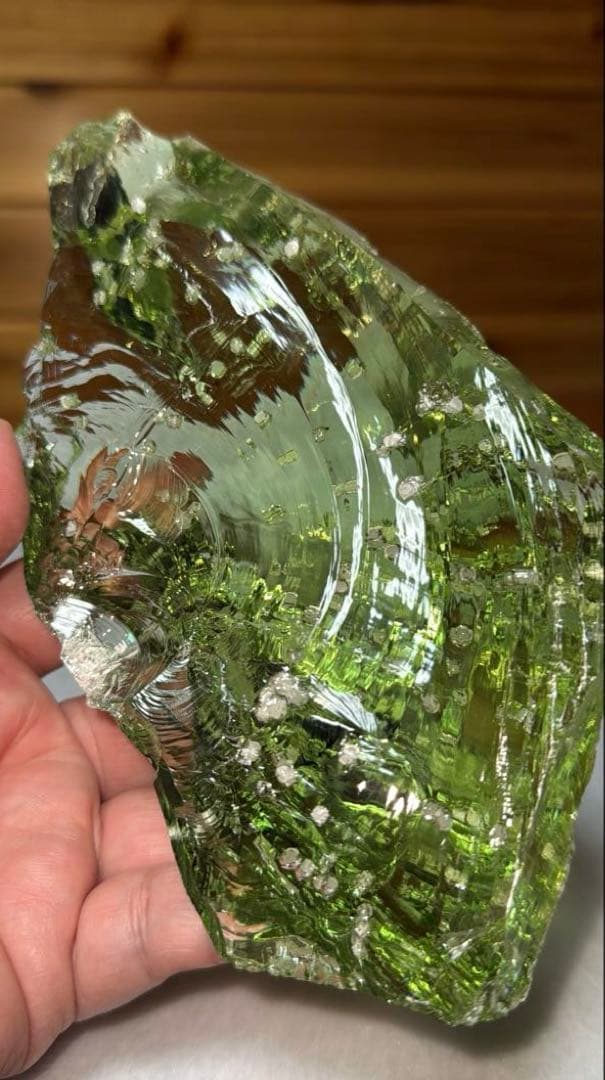 ④希少色 ジャワ島産火山性ガラス レモンライム クリストバライト結晶 原石かち割