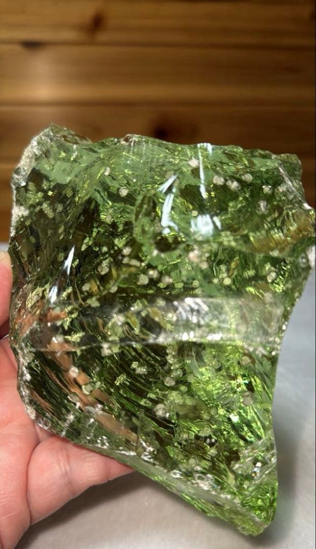 ④希少色 ジャワ島産火山性ガラス レモンライム クリストバライト結晶 原石かち割