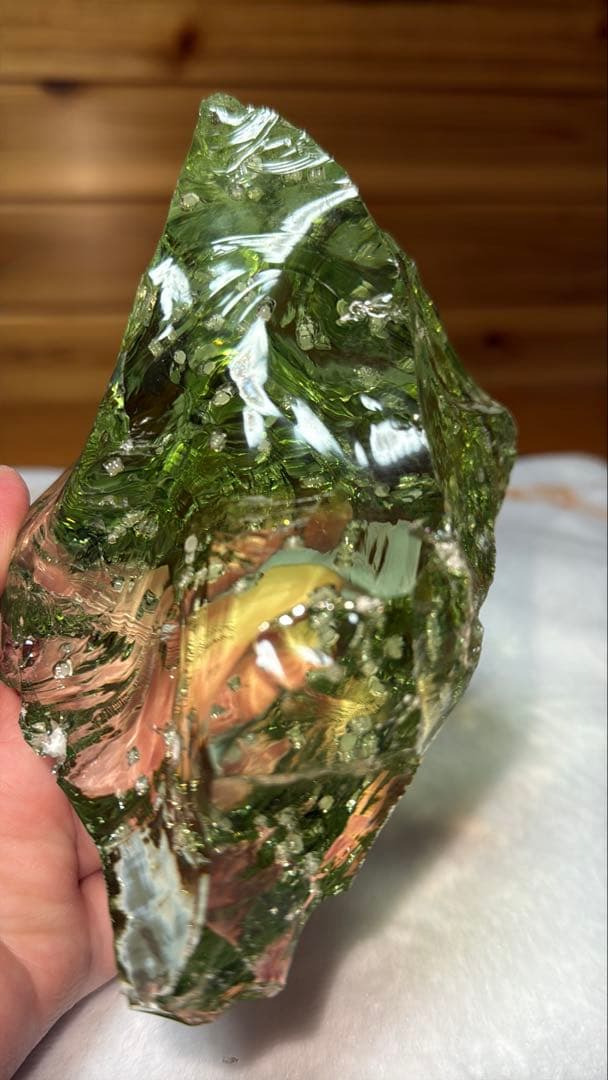 ④希少色 ジャワ島産火山性ガラス レモンライム クリストバライト結晶 原石かち割
