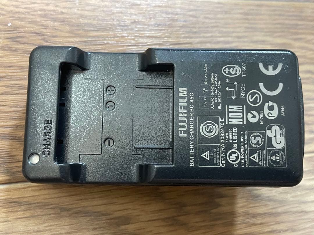 【美品】デジカメセット、FUJIFILM FINEPIX JX310