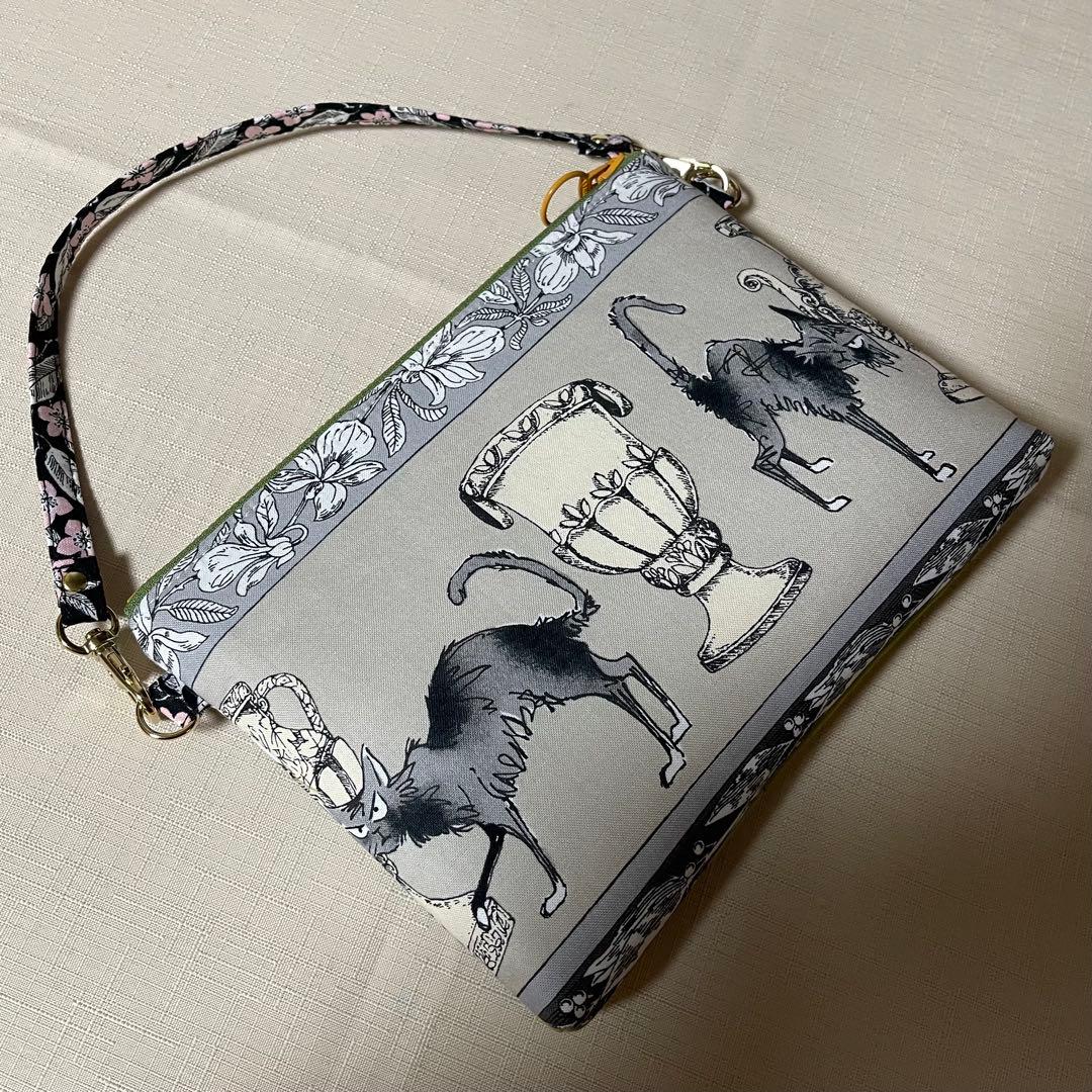 ♡20㎝ファスナーポーチ♡ハンドメイド　アレキサンダーヘンリー