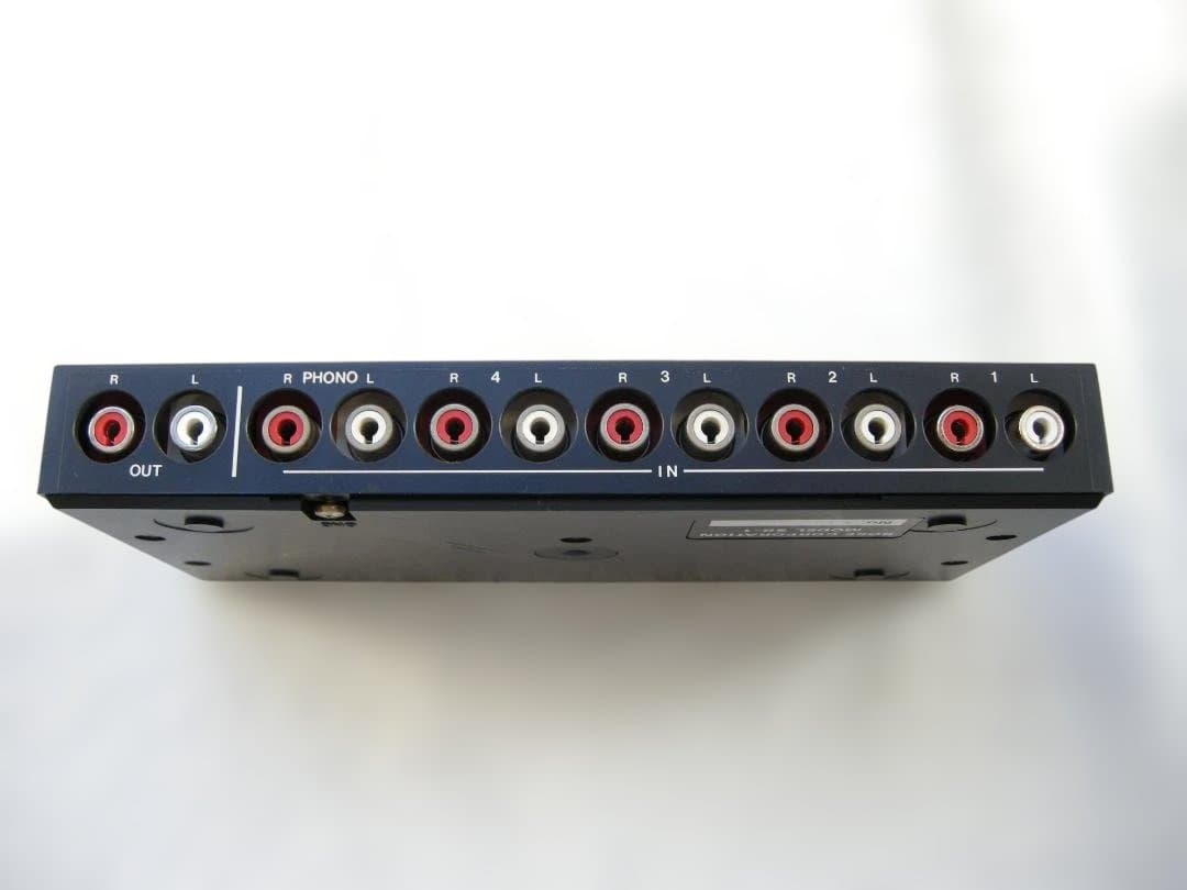 BOSE スピーカー 101MMG　セレクターＳＢ－１ 取付金具、コード等」