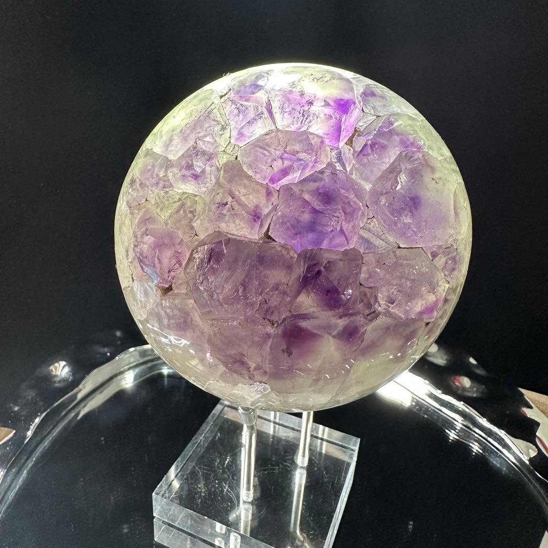 特売❣️天然石 アメジストの笑い口　置物　スフィアF.22