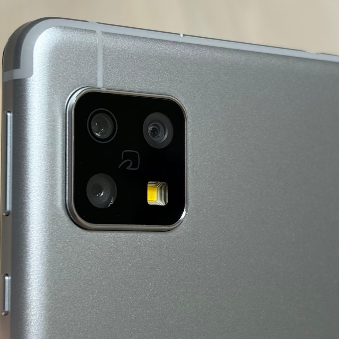 【美品・良品】AQUOS SH-41A シルバー 本体　docomo