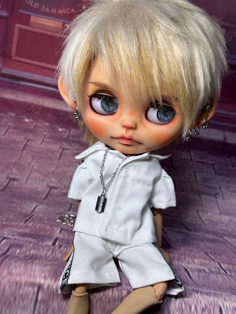 アイシードール本体　カスタムアイシードール ボアウィッグ　OF付アキザイル