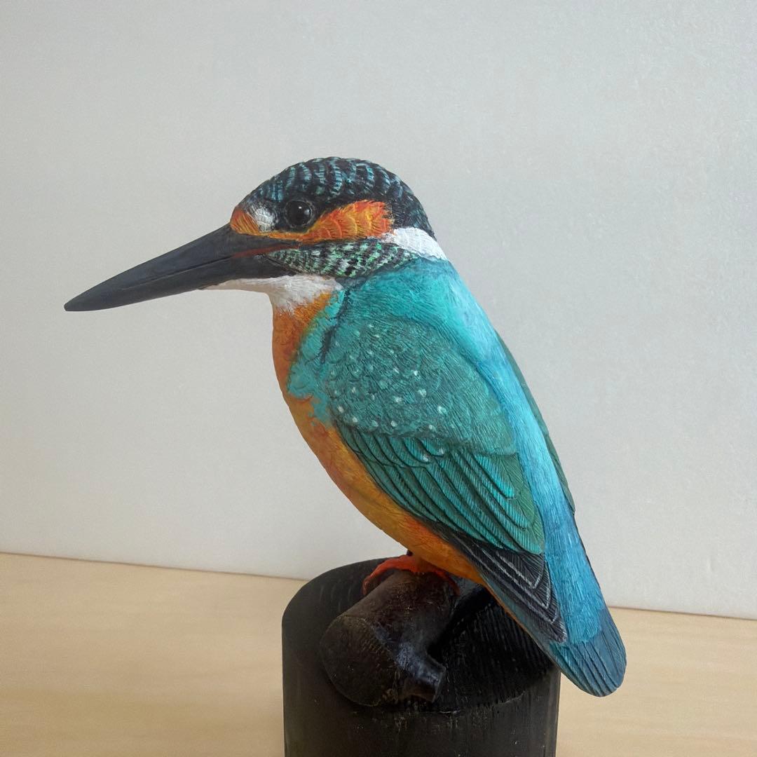 リアルバードカービング　野鳥カワセミ　手彫り　木彫り　ハンドメイド　一点物