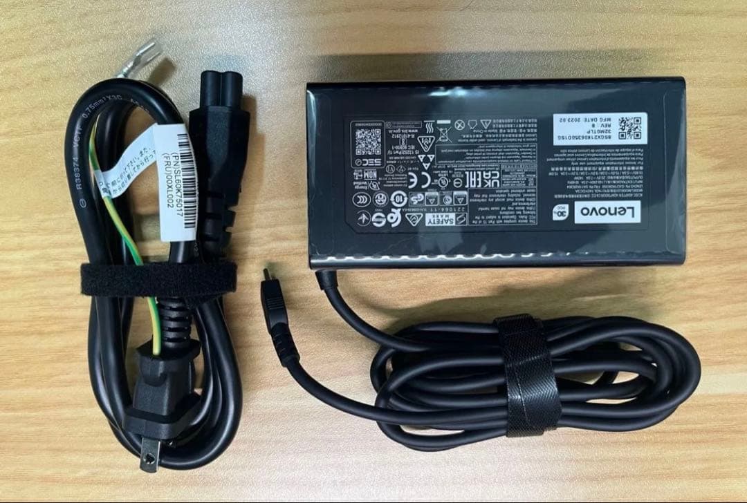 Lenovo Yoga Pro7i Gen8 16GB RTX3050 (美品)