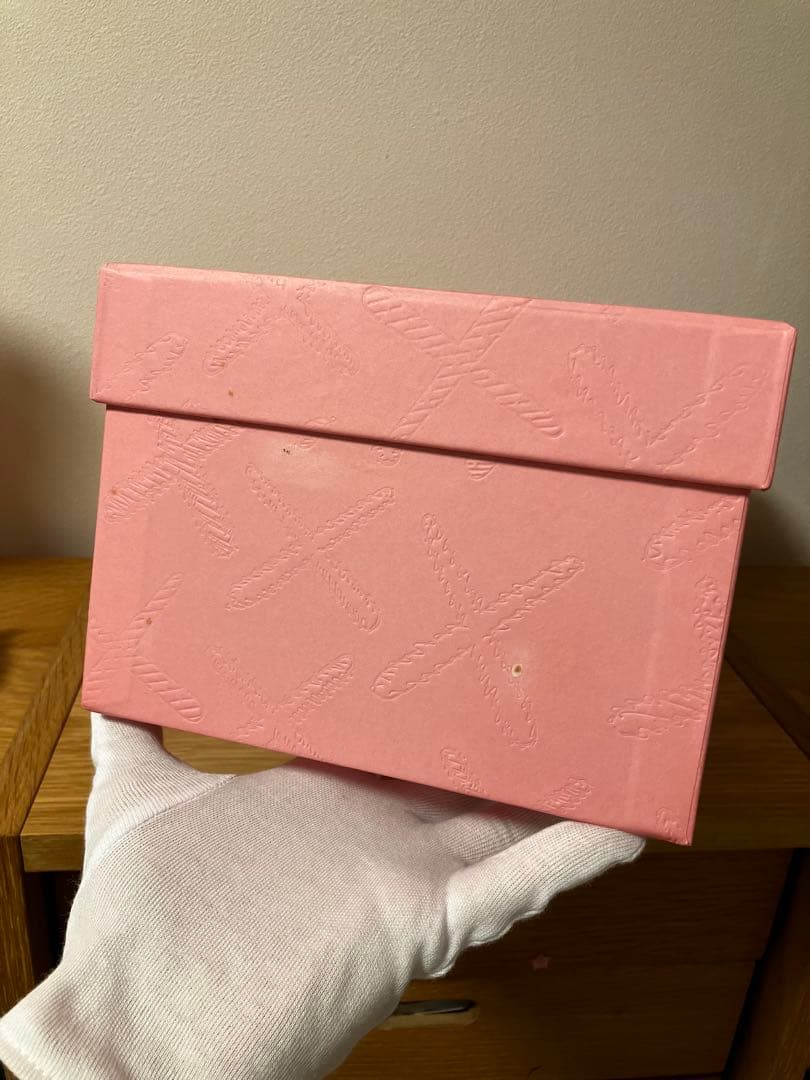 【メディコムトイ正規品】KAWS TAKE Pink