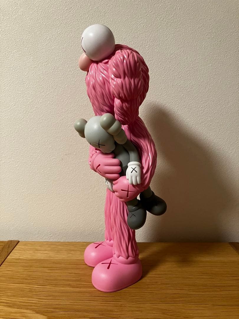 【メディコムトイ正規品】KAWS TAKE Pink