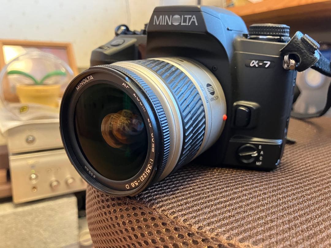 H*e様 MINOLTA α-7 一眼レフカメラ AF 28-80mmレンズ付き