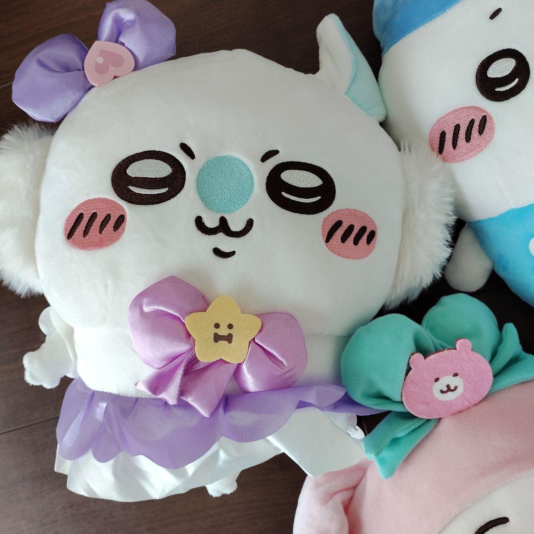 ちいかわ×サンリオキャラクターズBIGぬいぐるみ　ちいかわ　ハチワレ　モモンガ