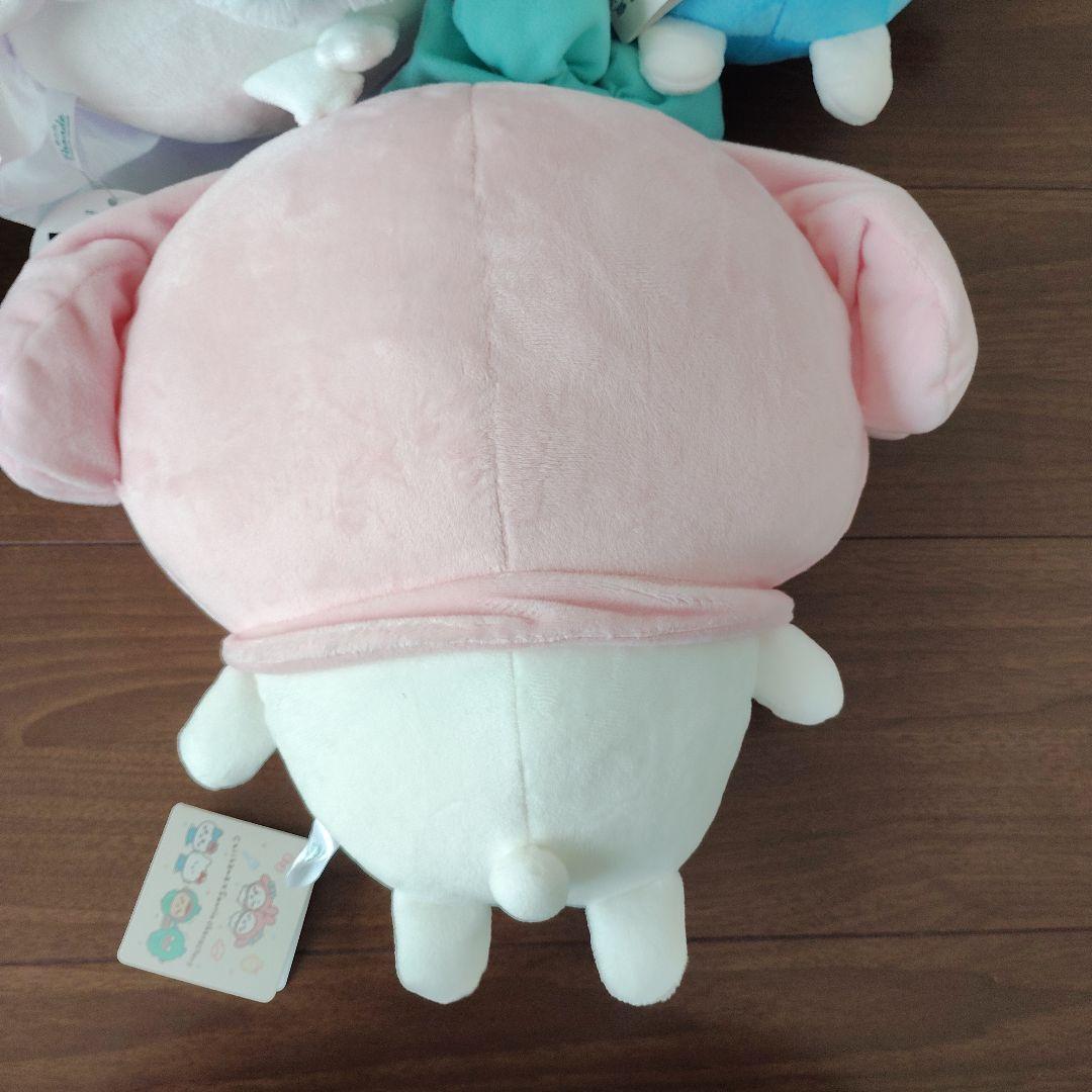 ちいかわ×サンリオキャラクターズBIGぬいぐるみ　ちいかわ　ハチワレ　モモンガ