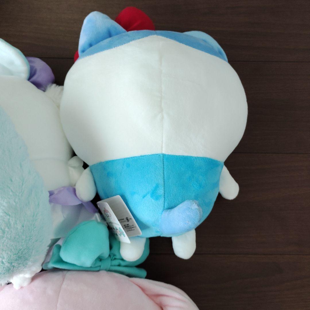 ちいかわ×サンリオキャラクターズBIGぬいぐるみ　ちいかわ　ハチワレ　モモンガ