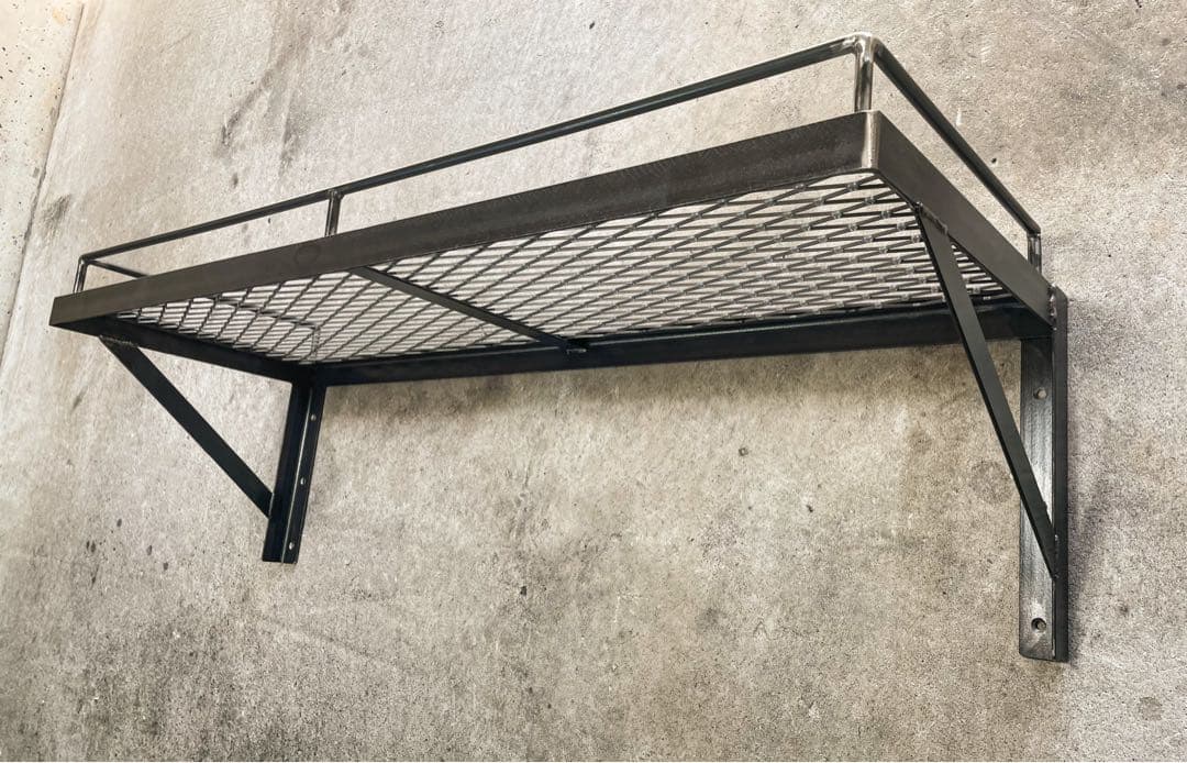 アイアンウォールシェルフＢ［柵付き］　ウォールラック　アイアン家具