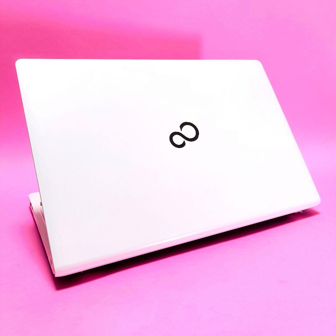 【お買い得】大容量500GB✨カメラ付き白ノートパソコン✨設定済✨データの整理に