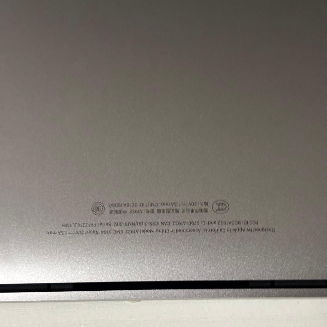 MacBook Air 2019 13インチ 8GB/256GB US