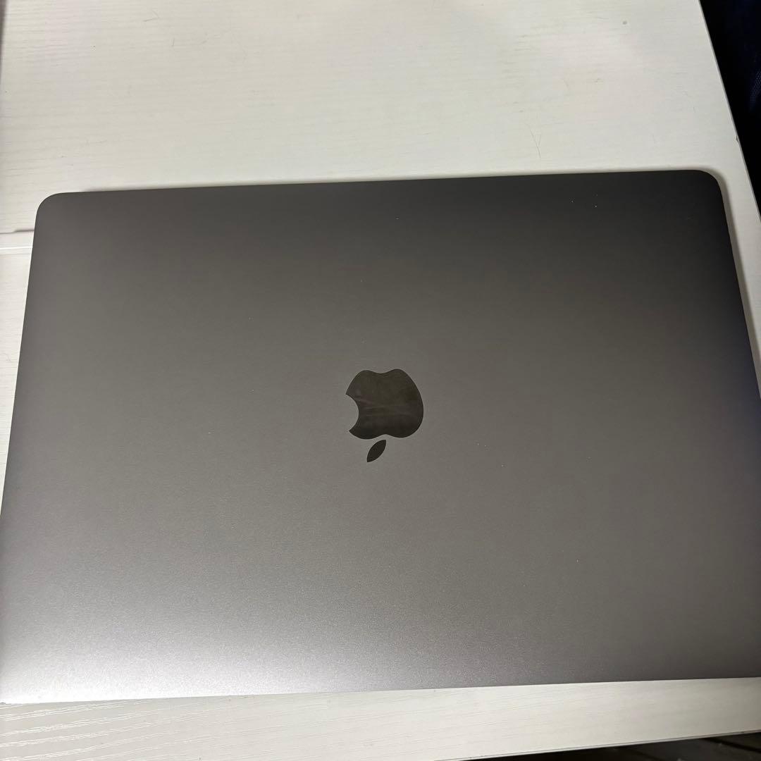 MacBook Air 2019 13インチ 8GB/256GB US