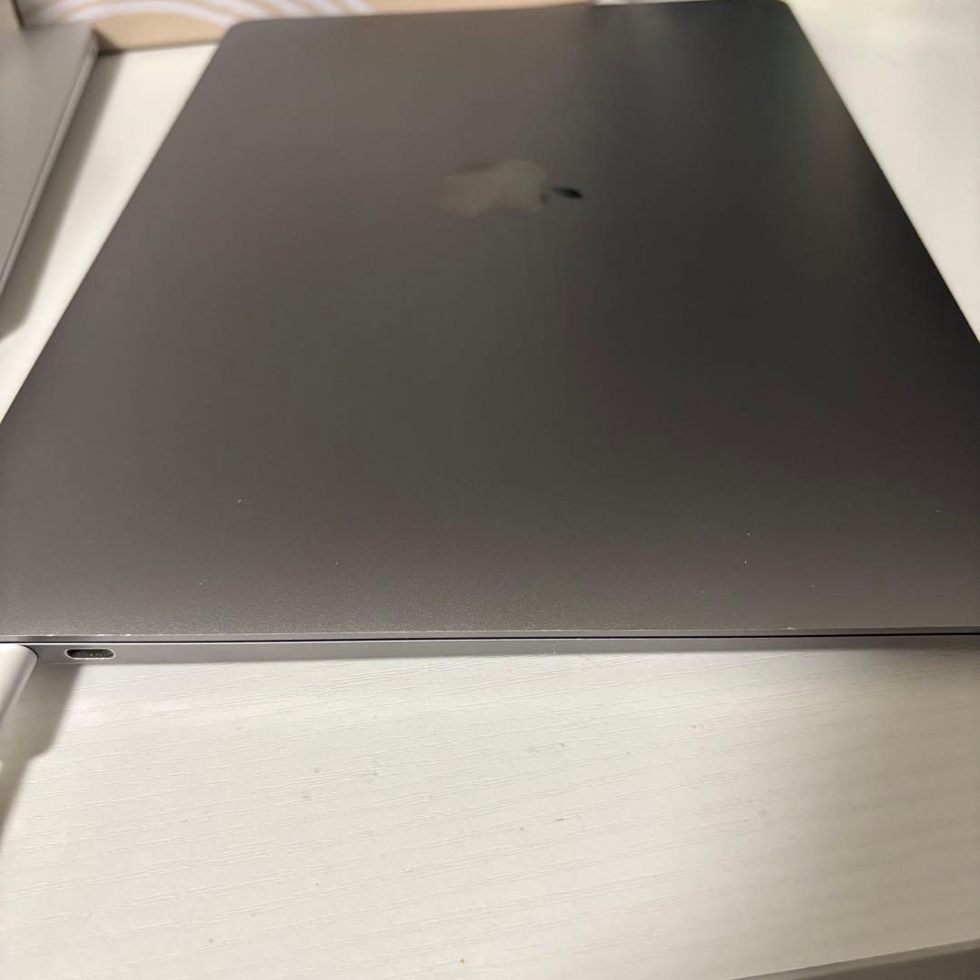 MacBook Air 2019 13インチ 8GB/256GB US