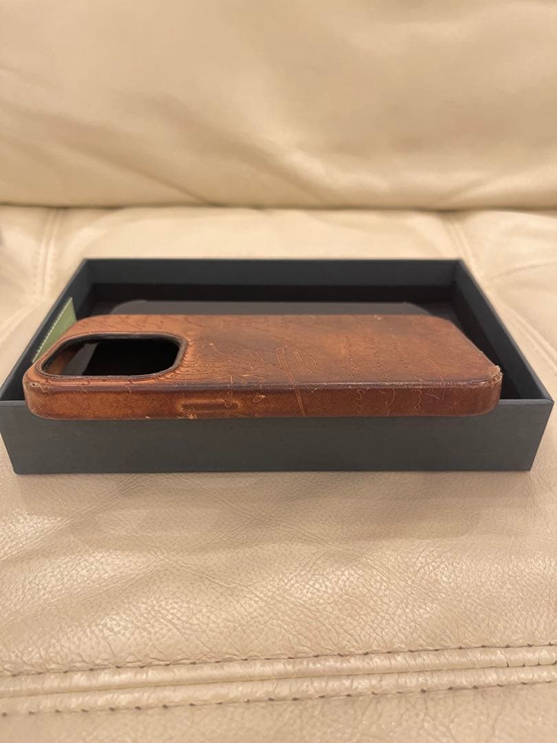 ベルルッティ iPhone15pro ケース