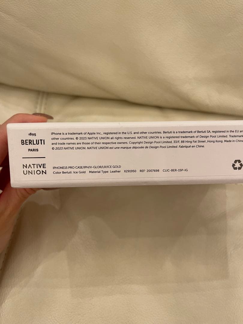 ベルルッティ iPhone15pro ケース