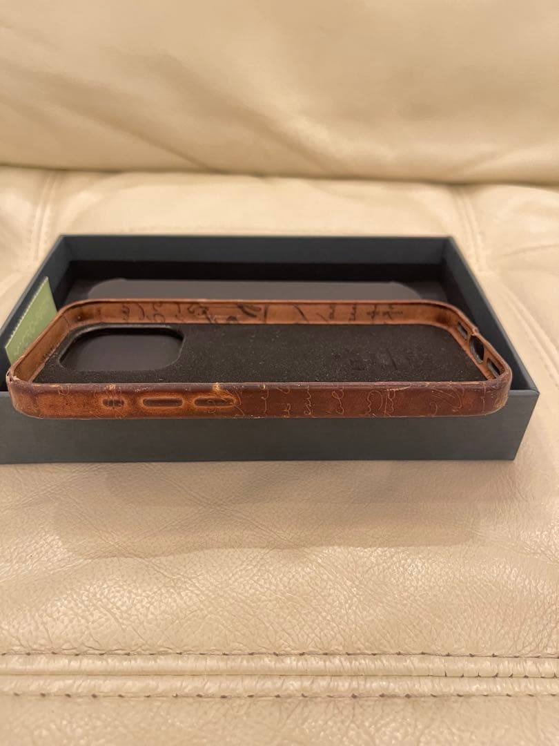 ベルルッティ iPhone15pro ケース