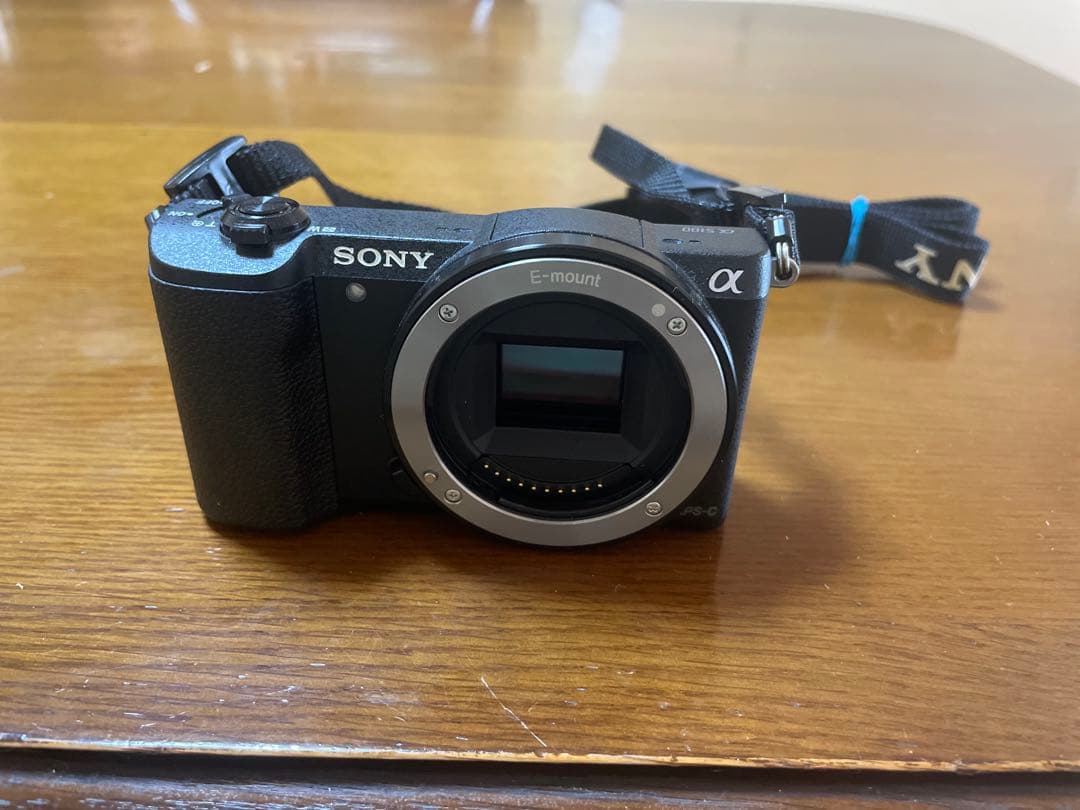 SONY α5100 ILCE-5100Y ダブルレンズズームキット