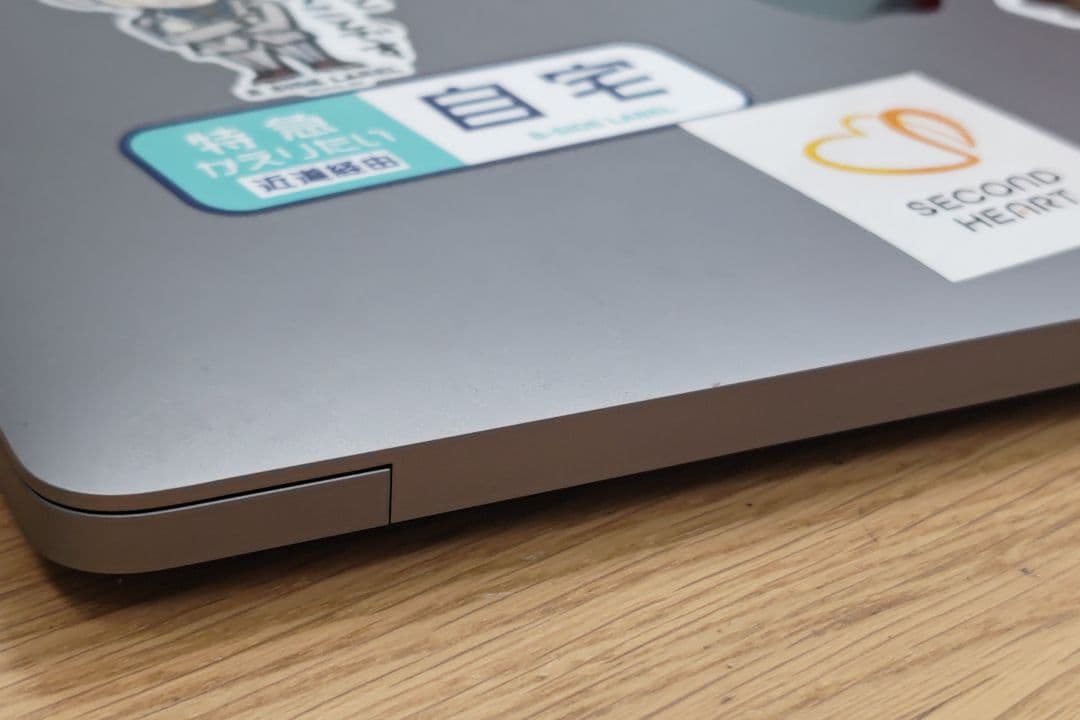 MacBook本体 MacBook Air 2020 i3 256GB