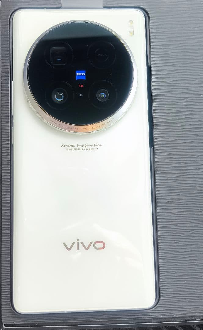 vivo X100 Ultra ホワイト