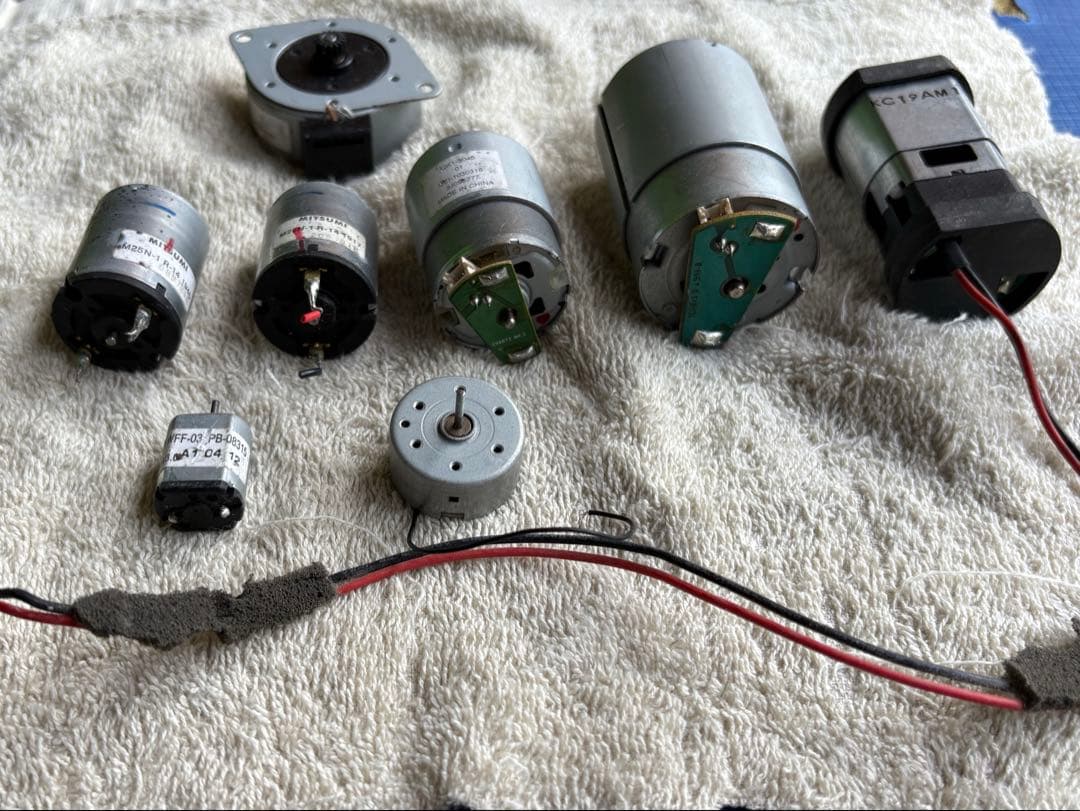 DC 12vモーター試運転確認済み品　大小9品おまけ付き
