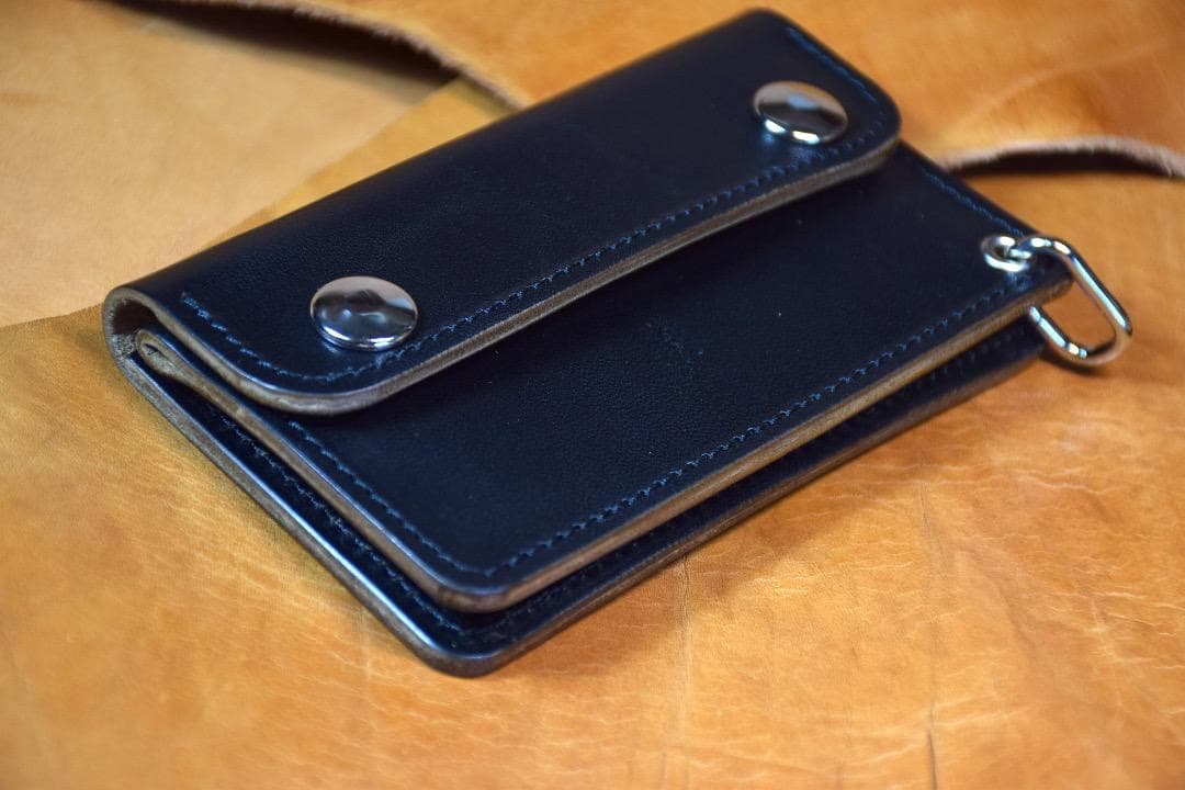 MARYAM社　ホースバット 　ミニ財布　小銭入れ　　馬革　黒　茶芯