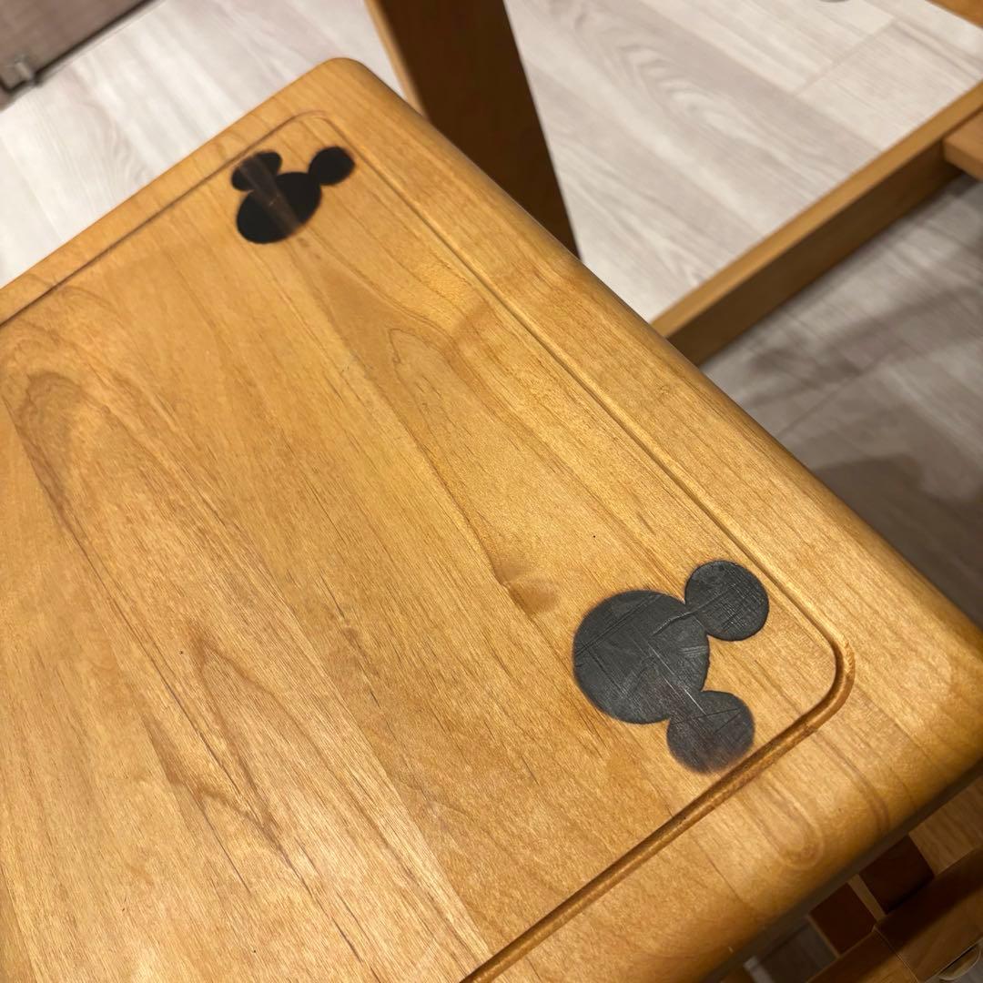 【売切れ品】ベルメゾン 天然木学習机&チェアセット ミッキーモチーフ 勉強机