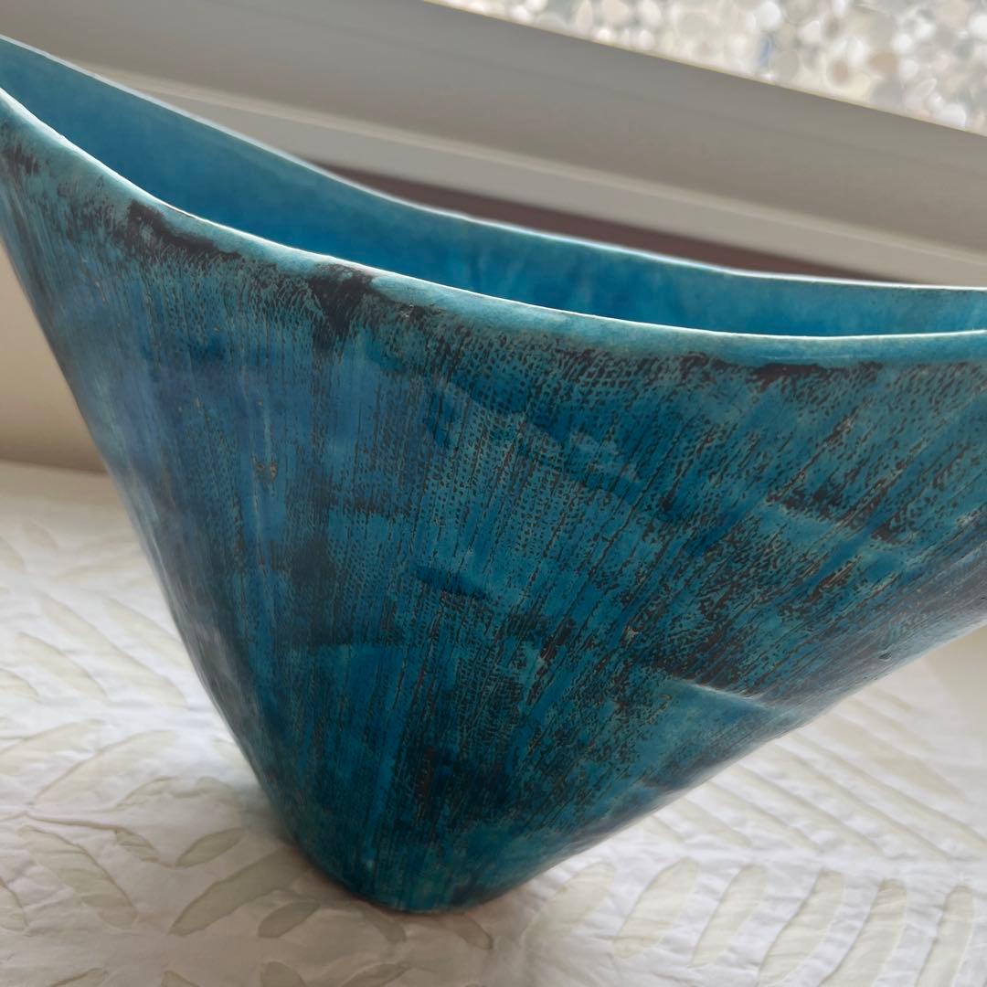 いけばな　青い舟形　花瓶　花器　フラワーベース