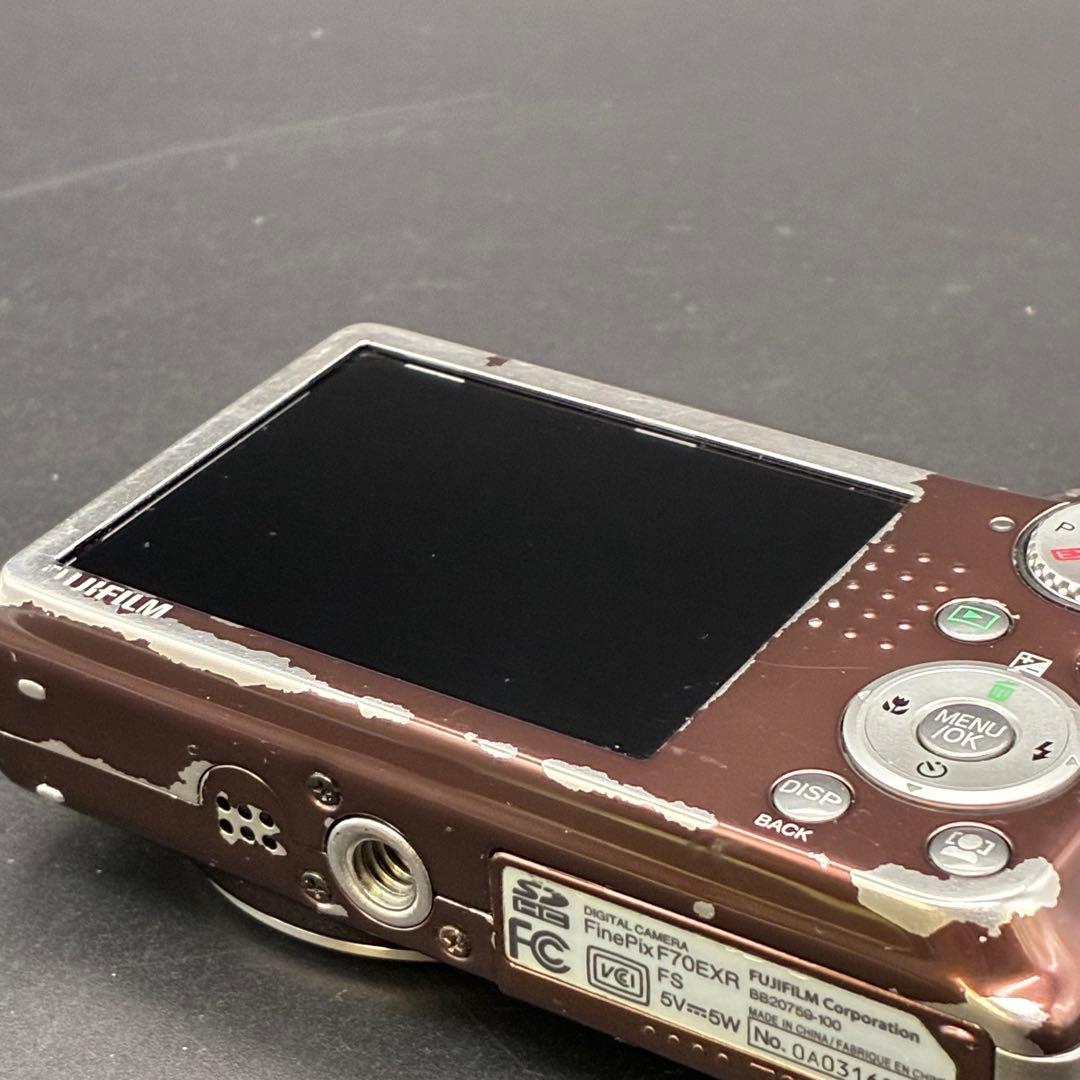 【動作OK】 FINEPIX F70EXR コンパクトカメラ ブラウン　デジカメ