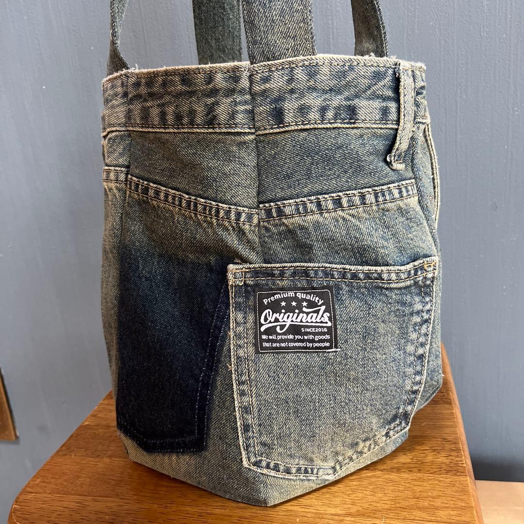 売約済み289デニムリメイク　アシンメトリー　ラインストーン　マグネットボタン