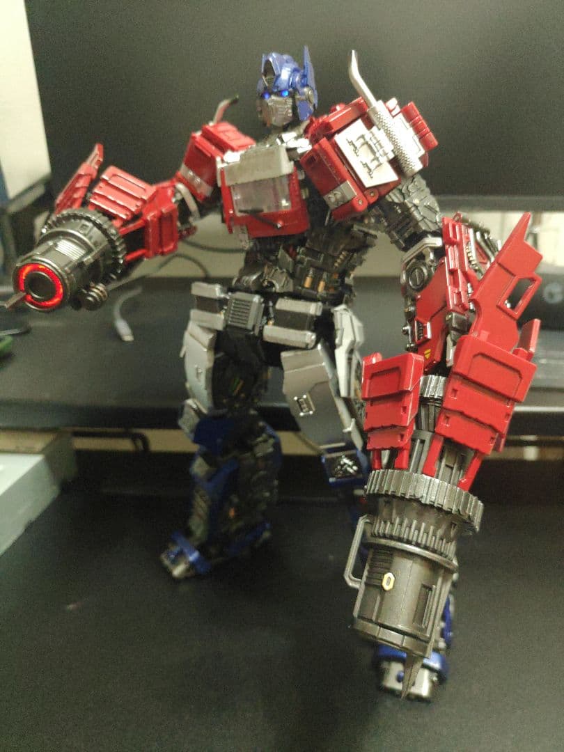 BTT-02 オプティマス コマンダー