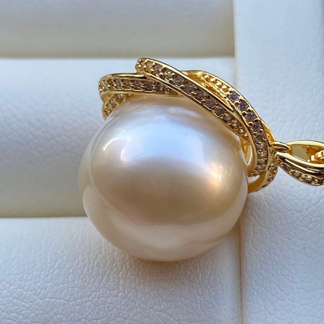 本真珠　南洋白蝶真珠ネックレストップ　15.3mmシャンパンゴールドPT753