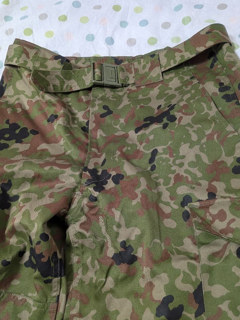 迷彩戦闘服 サイズ1 ポケット2つ