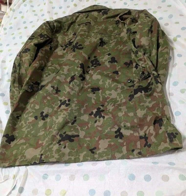 迷彩戦闘服 サイズ1 ポケット2つ