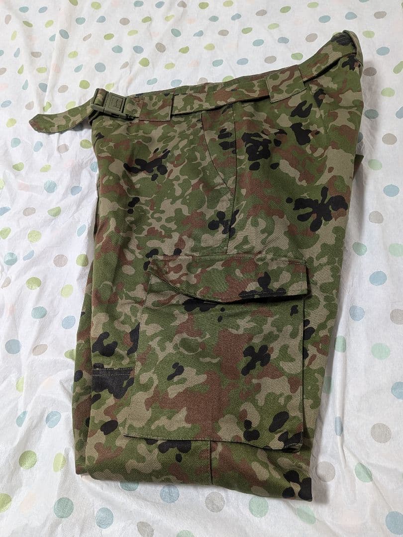 迷彩戦闘服 サイズ1 ポケット2つ